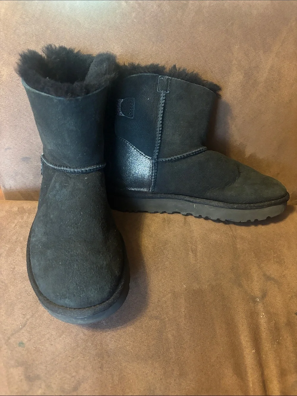 Ugg mini Bailey bow shimmer boots